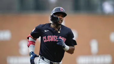 ¡Sueño cumplido! El dominicano Ángel Martínez sacude su primer jonrón en MLB