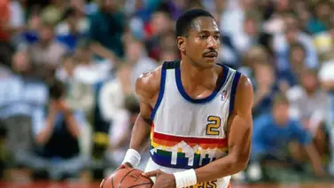 NBA: ¿Mejor que Jokic? Mira el récord imbatible que protagonizó esta leyenda en los 80's NBA: ¿Mejor que Jokic? Mira el récord imbatible que protagonizó esta leyenda en los 80's