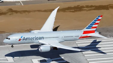 Así fue el dramático momento en que un avión de American Airlines sufrió una falla mientras despegaba (+Video)