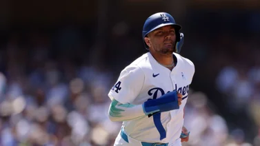 MLB: Miguel Rojas protagoniza la jugada polémica de la jornada (+Video)