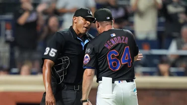 MLB: Carlos Mendoza tiene estas palabras sobre su reciente expulsión (+Video)