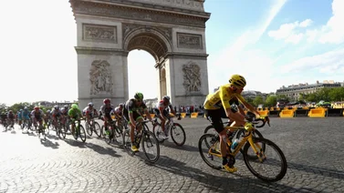 Atacan a ciclista durante la etapa 14 del Tour de Francia (+Video)