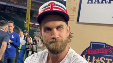 MLB: Bryce Harper habla sobre Elly De La Cruz y da su predicción del Home Run Derby (+Video)