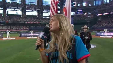 Espantosa interpretación del himno estadounidense en el Home Run Derby (+ Video) Espantosa interpretación del himno estadounidense en el Home Run Derby (+ Video)