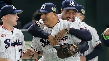 NPB: José Osuna recibe este hermoso homenaje en el beisbol japonés (+video)