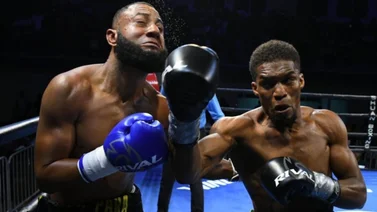 Boxeador golpeó al árbitro por detener pelea en República Dominicana (+Video)