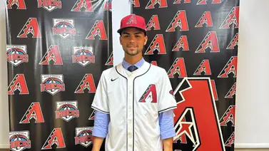 MLB: Conoce al joven cubano que firmó con los Cascabeles de Arizona MLB: Conoce al joven cubano que firmó con los Cascabeles de Arizona