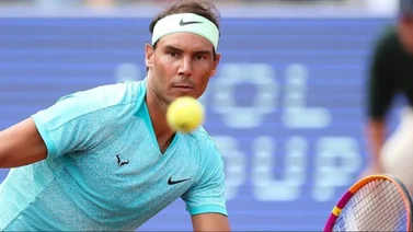 Rafael Nadal ruge en Bastad y alcanza la final 19 años después