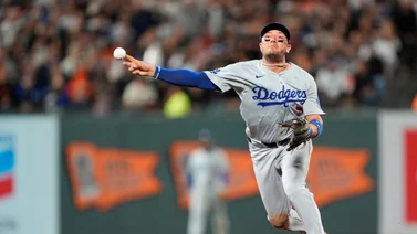 MLB: Miguel Rojas se roba el show con jugada a mano limpia (+Video)