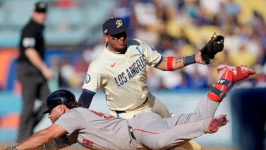 MLB: Miguel Rojas estará fuera de acción con los Dodgers por esta lesión (+Video)