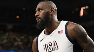 ¿El mejor del equipo? LeBron James lidera al Team USA ante los actuales campeones del mundo