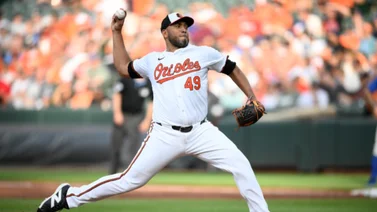 MLB: Albert Suárez reta a los Marlins de Miami en un duelo clave (+Video)