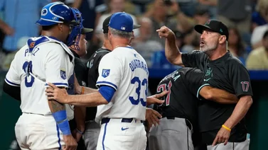 MLB: ¿Salvador Pérez mandó a golpear a Gabriel Moreno? Esto dice el manager de Arizona