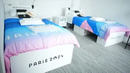 Los zapatos de Manacho y las camas de Paris 2024 son de Cartón