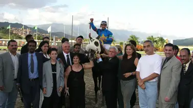 Mira a quien le echa la culpa Ángel Castillo de la derrota de My Own Business en el José Antonio Páez del 2000 Mira a quien le echa la culpa Ángel Castillo de la derrota de My Own Business en el José Antonio Páez del 2000