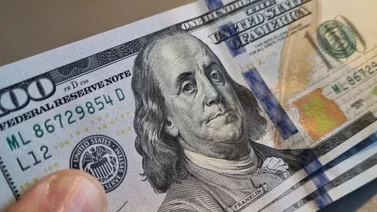 Guía completa: ¿Cómo reconocer si un dolar es falso?