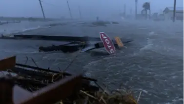 ¿Fuiste afectado por Beryl? Así puedes obtener ayuda económica ¿Fuiste afectado por Beryl? Así puedes obtener ayuda económica