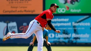 MLB: Este gran prospecto venezolano es cambiado a los Rockies de Colorado