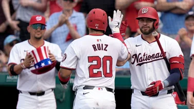 MLB: Keibert Ruiz amplía la paliza de Nacionales con este bambinazo (+video)