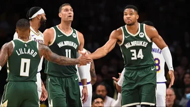 NBA: ¿Qué pensará Antetokounmpo? Bucks deja en libertad a esta figura y firma al mejor bloqueador de Playoffs