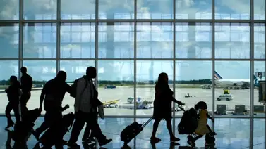 Exigirán un trámite obligatorio para personas y pasajeros en los aeropuertos Exigirán un trámite obligatorio para personas y pasajeros en los aeropuertos