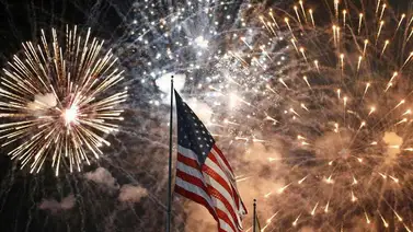 Celebra el 4 de Julio en grande: 10 lugares para ver fuegos artificiales en Florida Celebra el 4 de Julio en grande: 10 lugares para ver fuegos artificiales en Florida