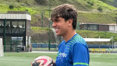 Jon Aramburu: voz joven y corazón Vinotinto Jon Aramburu: voz joven y corazón Vinotinto