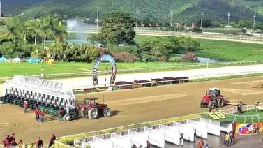 Primera victoria para joven entrenador y emotivos regresos para otros al círculo de ganadores de La Rinconada Primera victoria para joven entrenador y emotivos regresos para otros al círculo de ganadores de La Rinconada