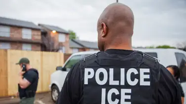 Agentes de ICE ingresaron sin autorización a una escuela en California y orinaron en el estacionamiento (+Video) Agentes de ICE ingresaron sin autorización a una escuela en California y orinaron en el estacionamiento (+Video)