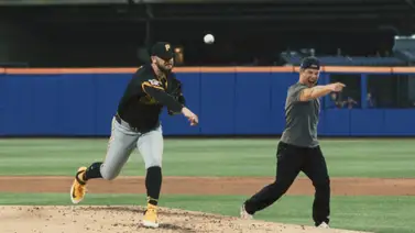 MLB lanza campaña de marketing con Adam Devine y las estrellas del béisbol MLB lanza campaña de marketing con Adam Devine y las estrellas del béisbol