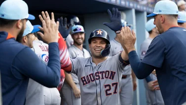 MLB: Astros de Houston rinden tributo a José Altuve de esta manera