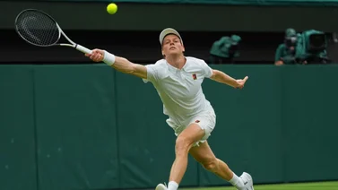 Sinner vs Djokovic en Wimbledon: La semifinal imperdible del césped sagrado