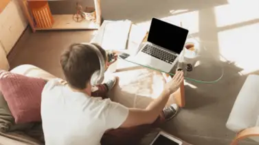 Cómo ganar en dólares con un trabajo remoto desde Venezuela: 10 webs clave (+Detalles) Cómo ganar en dólares con un trabajo remoto desde Venezuela: 10 webs clave (+Detalles)