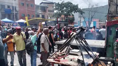 Explosión de bombona de gas en Catia deja múltiples heridos (+Detalles) Explosión de bombona de gas en Catia deja múltiples heridos (+Detalles)