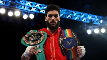 Boxeo: Hamzah Sheeraz consolida su posición para enfrentarse al Canelo  Boxeo: Hamzah Sheeraz consolida su posición para enfrentarse al Canelo