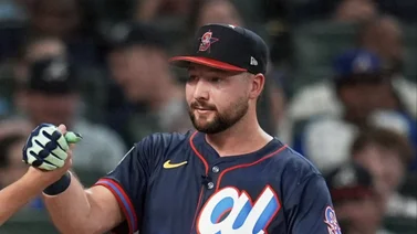 MLB: Cal Raleigh entra en los libros de récords con su triunfo en el Home Run Derby (+video)