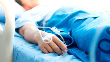 Famoso presentador se encuentra en terapia intensiva y al borde de la muerte 