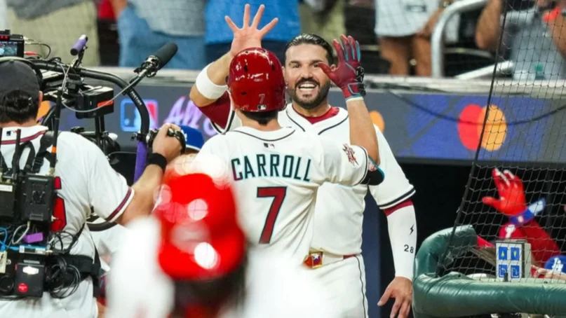 MLB: Eugenio Suárez recibe fuerte pelotazo en el All Star Game