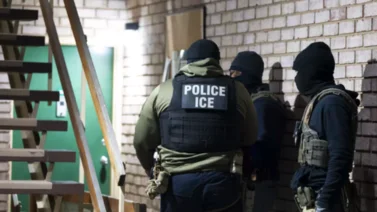 Cómo protegerse de las redadas del ICE: Documentos y derechos esenciales