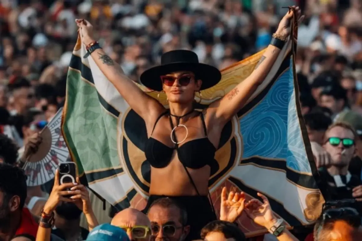 Tragedia en Tomorrowland: muere una mujer en la primera noche del festival
