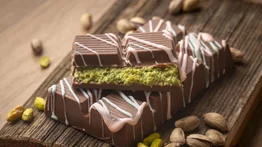 Exigen retirar una famosa golosina de chocolate con pistacho del mercado por esta razón
