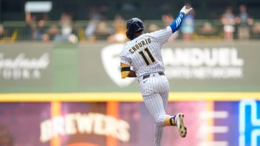 MLB: Jackson Chourio llega a esta increíble cifra de juegos seguidos con imparables