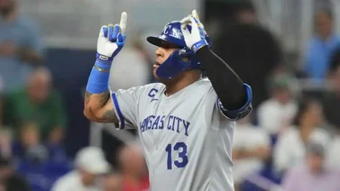 MLB: Salvador Pérez come dulce junto a Bob Abreu con esta cifra redonda