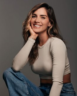 Detienen a bailarín de un circo en Perú por abusar de esta modelo venezolana- Detienen a bailarín de un circo en Perú por abusar de esta modelo venezolana