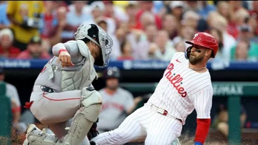 MLB: ¿Carlos Narváez incumplió las reglas con esta acción vs Phillies? (+Video)