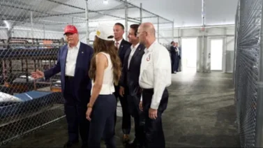 Florida inicia vuelos de deportación desde "Alligator Alcatraz"