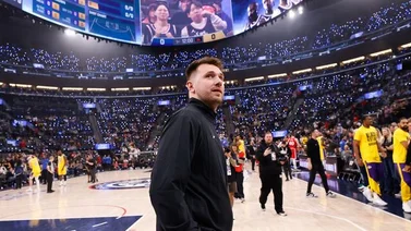 NBA: Luka Doncic se prepara para su regreso con Lakers y causa revuelo en redes sociales con este impactante lanzamiento