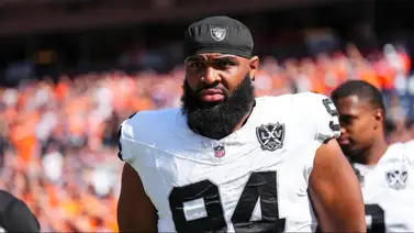 ¡Escándalo en la NFL! Christian Wilkins besó a un compañero y terminó fuera de los Raiders (+Detalles) ¡Escándalo en la NFL! Christian Wilkins besó a un compañero y terminó fuera de los Raiders (+Detalles)