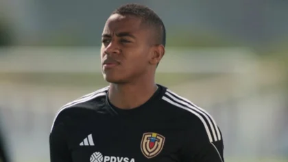 Wuilker Faríñez recibe una refuerzo Vinotinto en las Águilas Doradas 