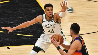 NBA: ¡Los únicos! Devin Booker y Giannis Antetokunmpo comparten este increíble registro